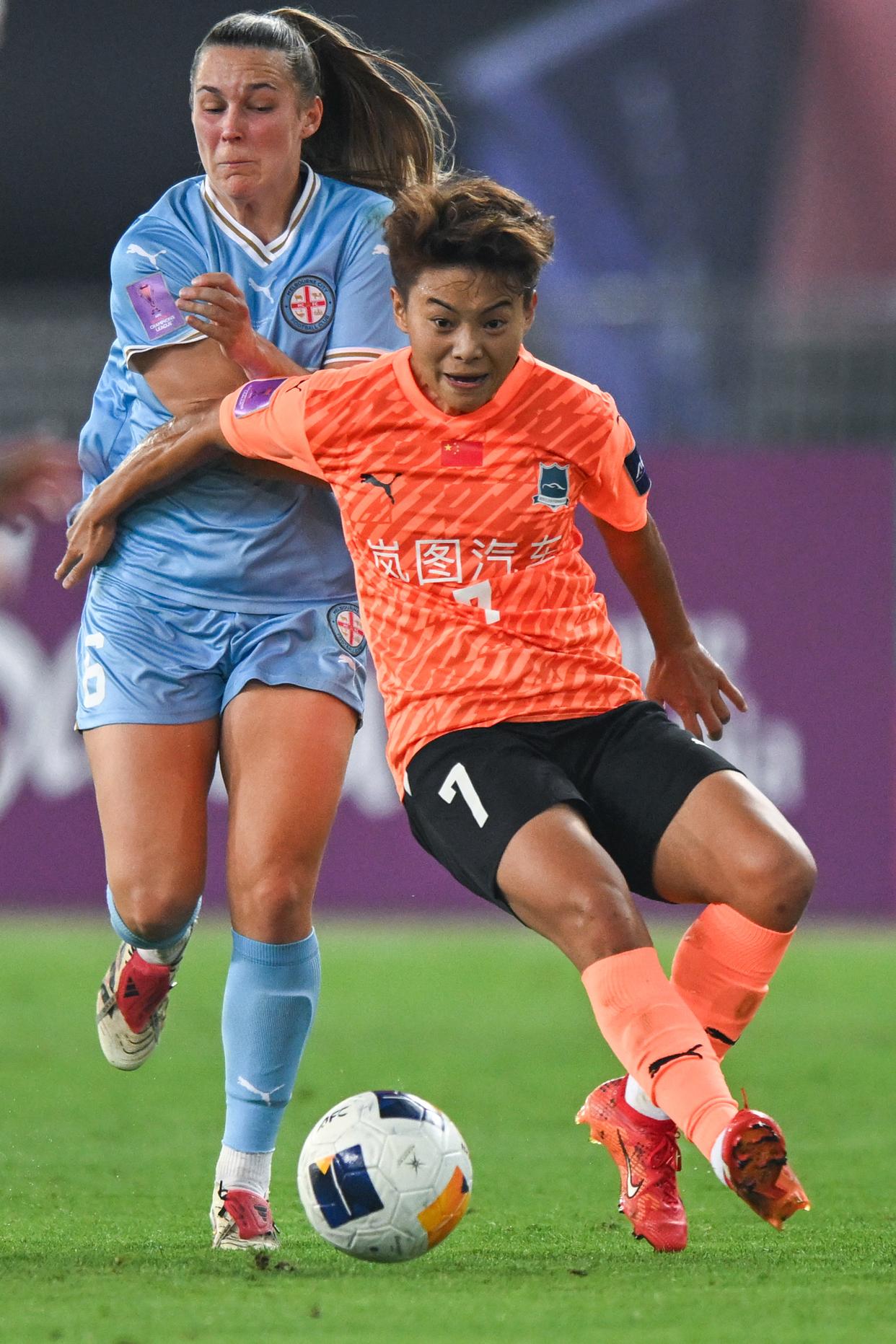 国足女队备战国际大赛,力求突破 国足女队备战国际大赛,力求突破