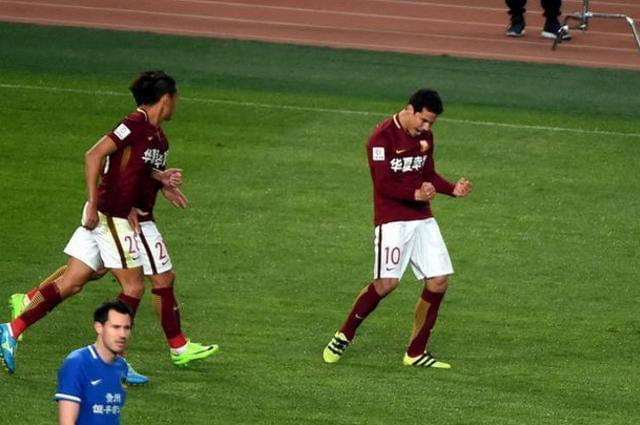 爱游戏在线-关于华夏新赛季目标夺冠，引援密集媒体关注，外援增多实力提升的信息