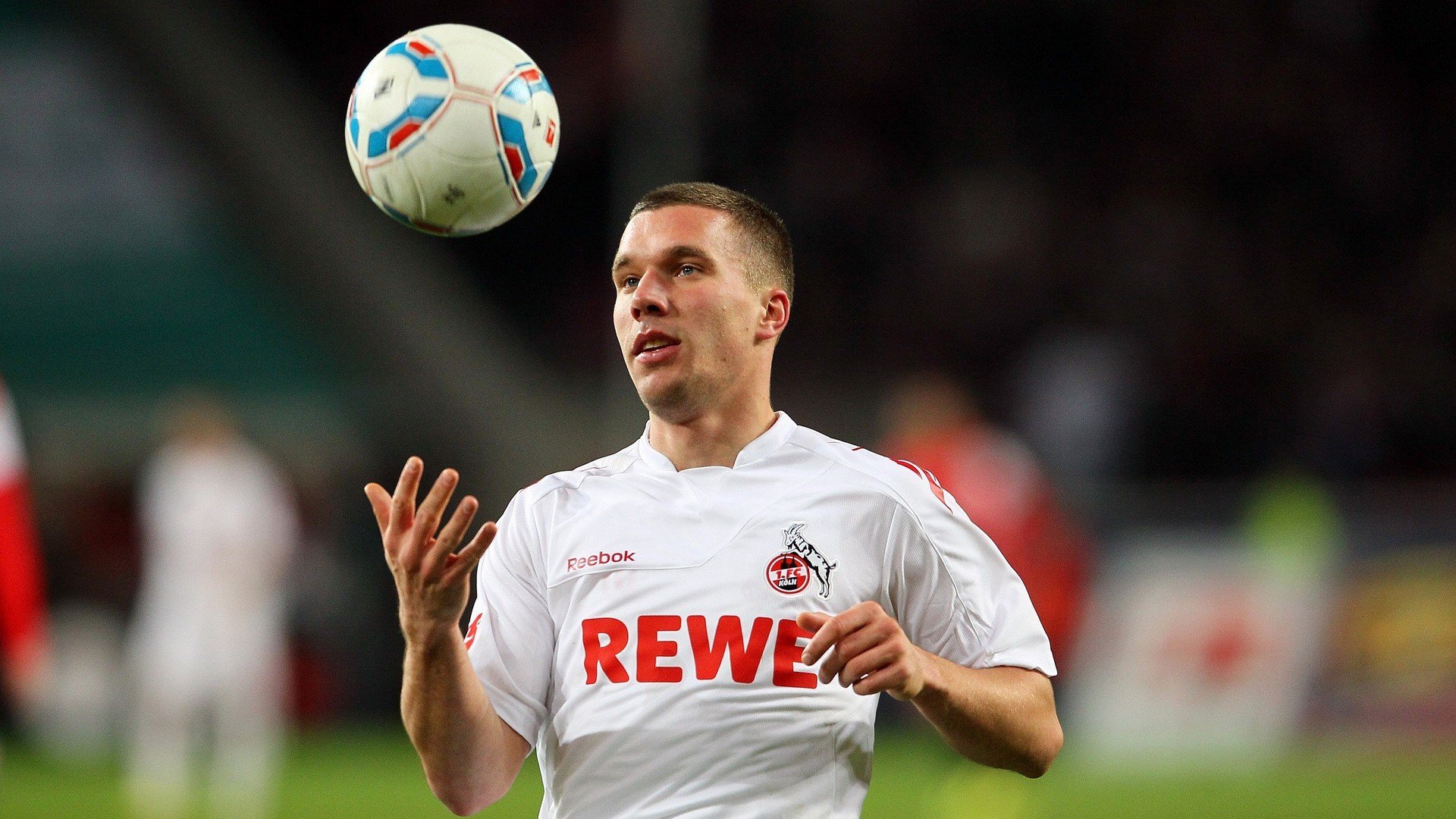 跨界奇迹,从喀麦隆的胜利到巴尔韦德的接管